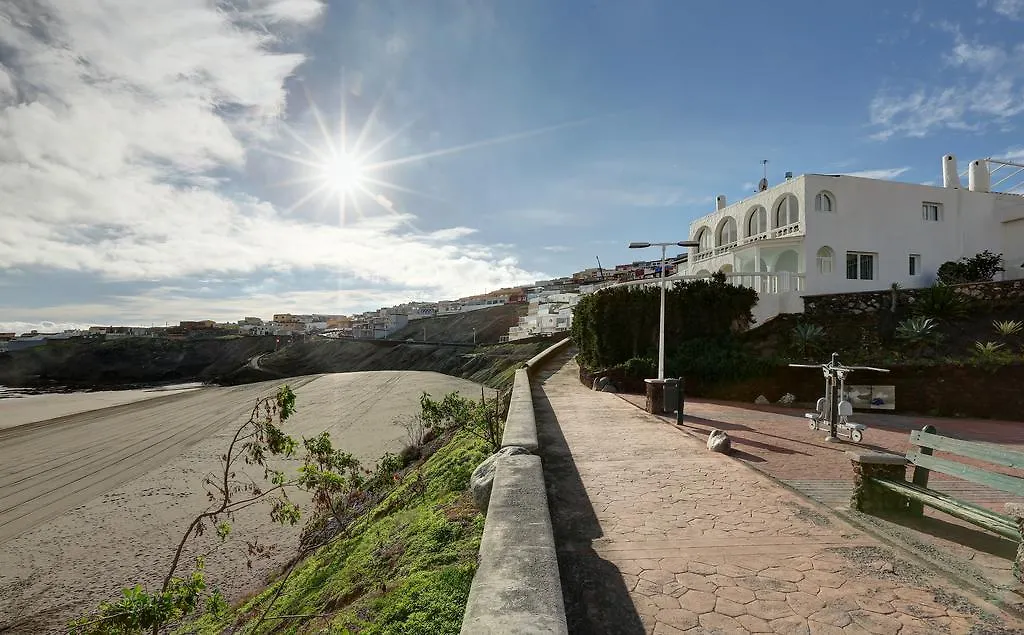 Terrace On The Beach Playa Del Hombre 0*,  스페인